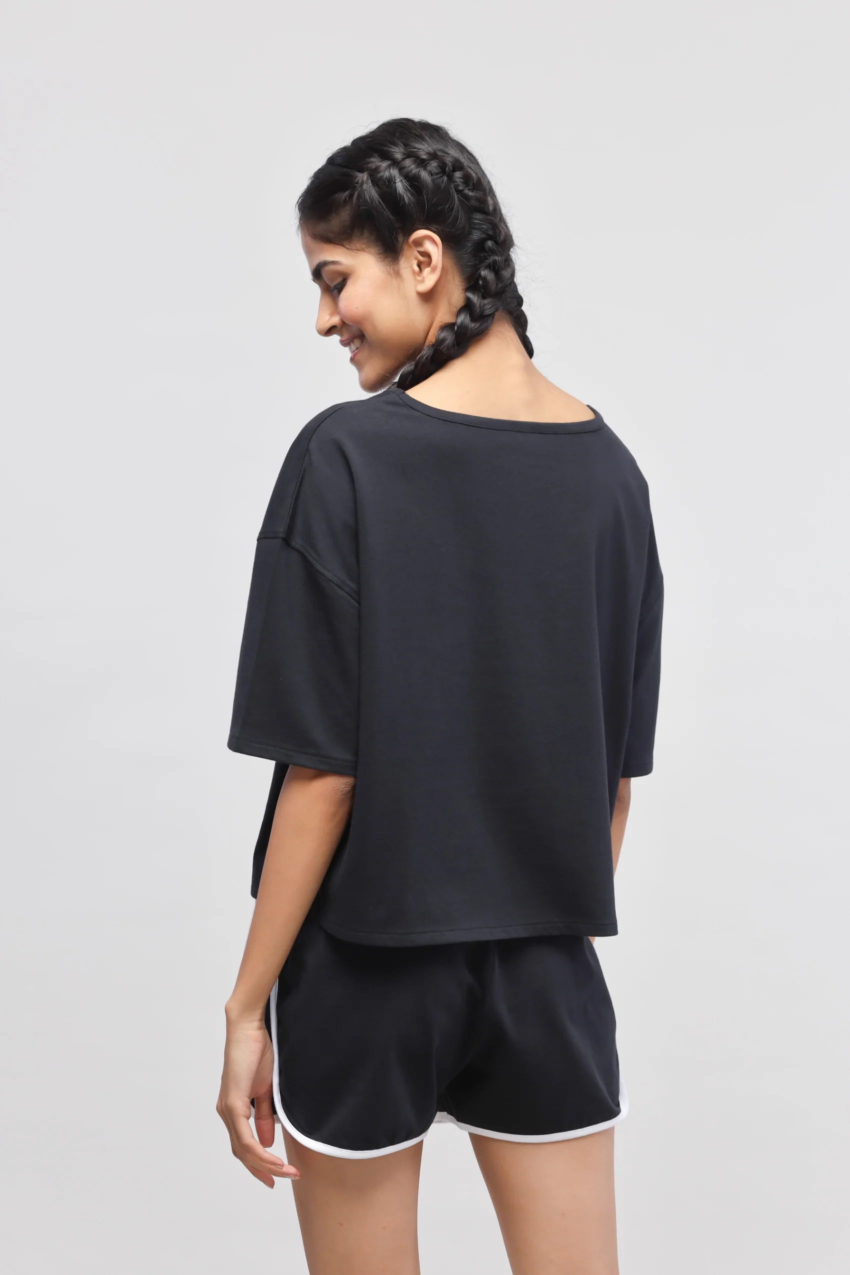 Boxy Black Cotton Shorts Set - Image 5