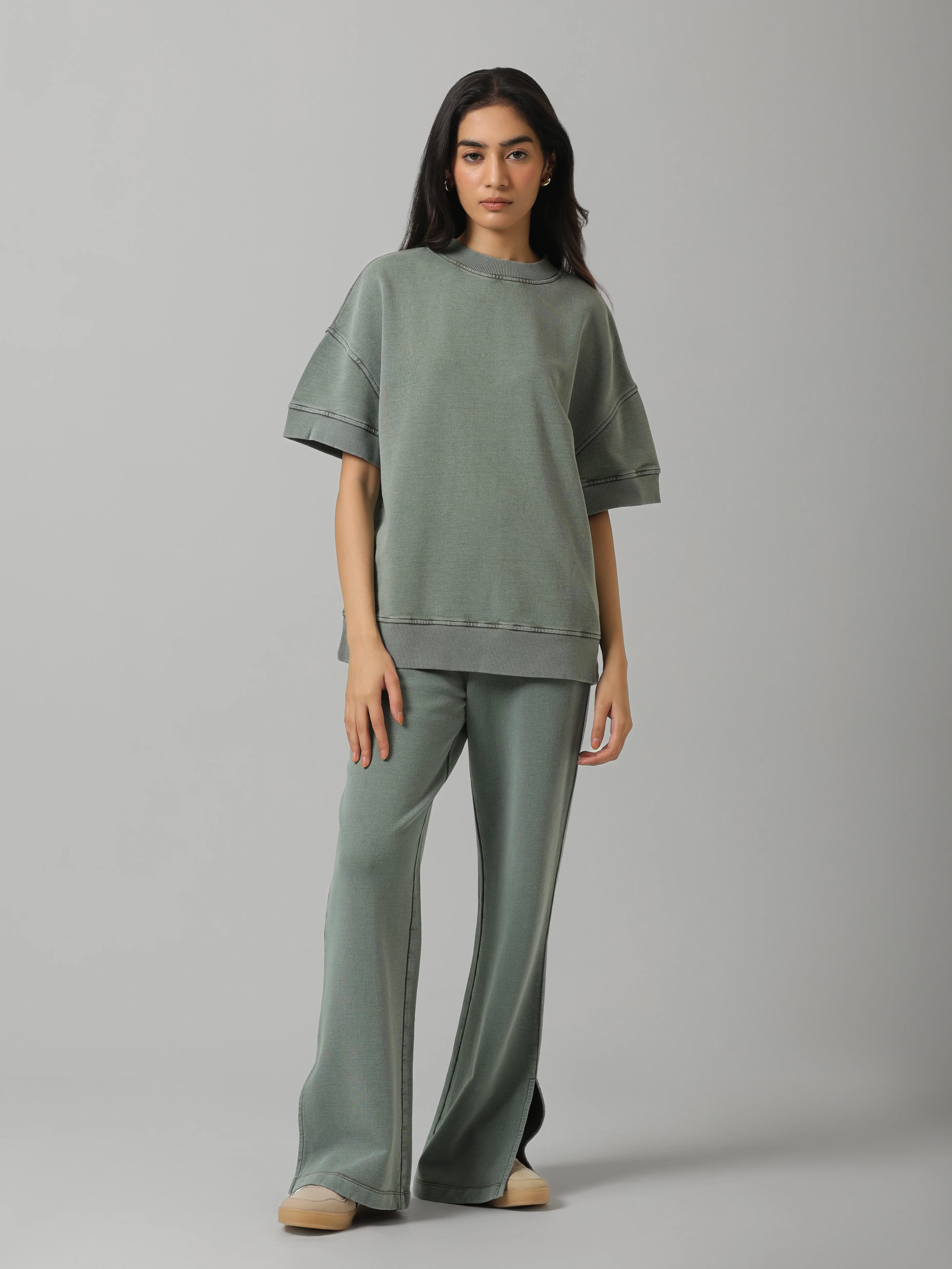 Green Acid Wash Short Sleeve Sweatshirt - Image 3
